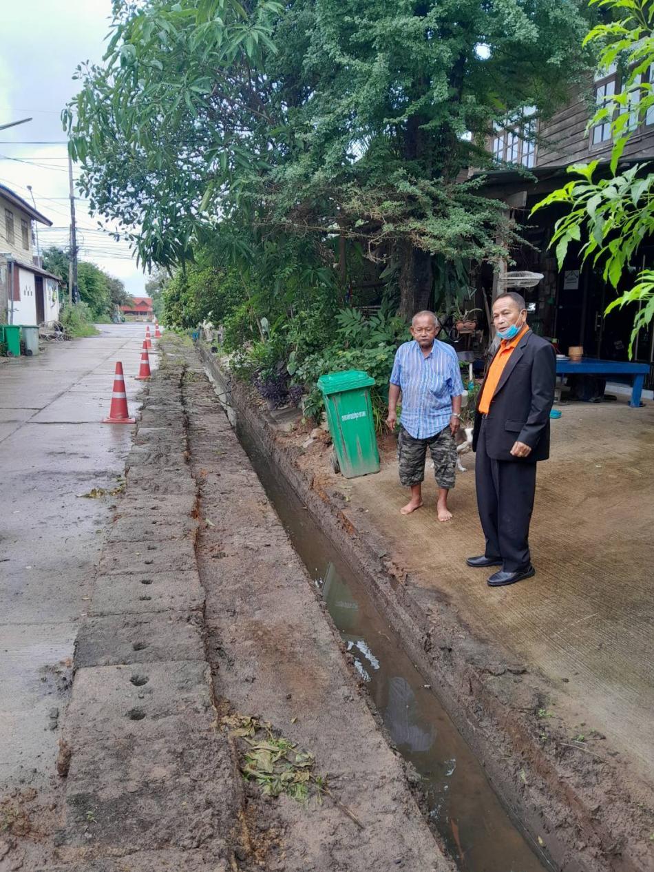  ลงพื้นที่ตรวจดูงานลอกคลองระบายน้ำ